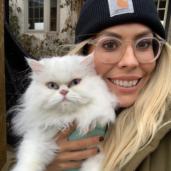 Meet your Posher, Kristy - Picture 1 of 1